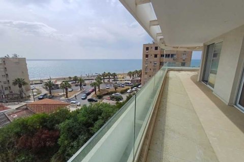4 chambres Appartement à Larnaca, Cyprus No. 102881 2