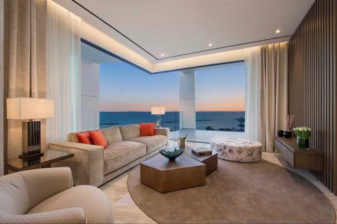 2 bedrooms Apartment in Limassol, Cyprus No. 35271 1