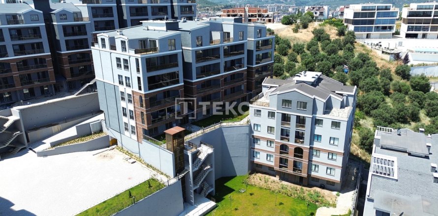 3 bedrooms Apartment in Mudanya, Turkey No. 128248