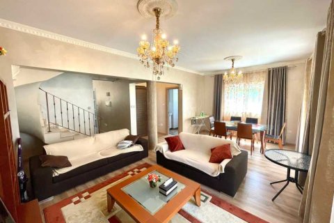 3 bedrooms Maisonette in Limassol, Cyprus No. 79384 1