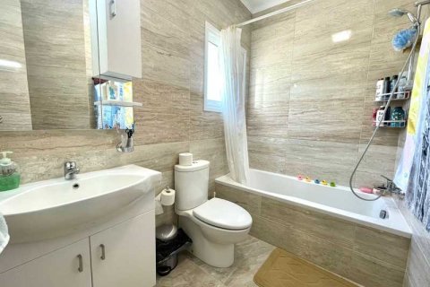 3 bedrooms Maisonette in Limassol, Cyprus No. 79384 8