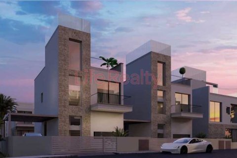 3 dormitorios House en Germasogeia, Cyprus No. 79047 1