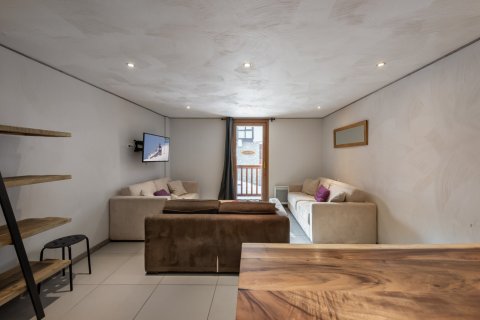 1 dormitorio Apartment en Les Belleville, France No. 99533 4