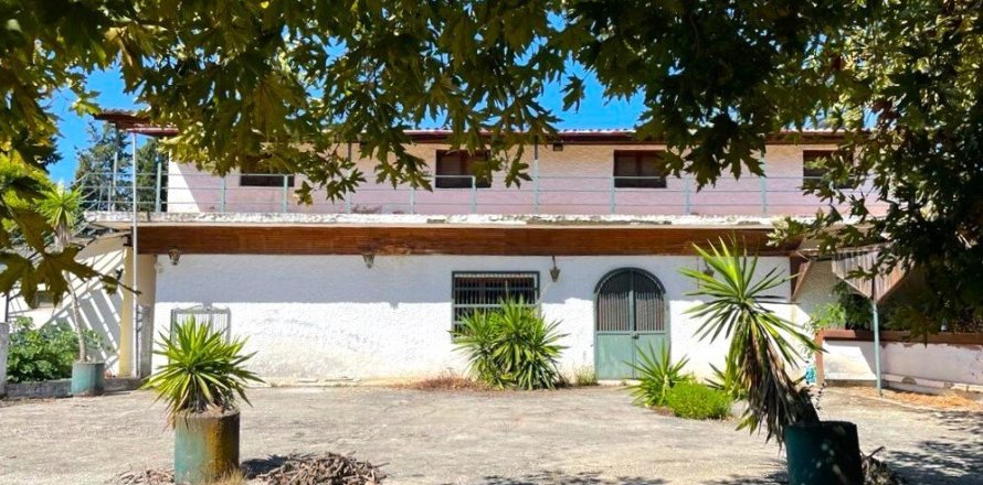 10 bedrooms Building in Corfu, Greece No. 59112