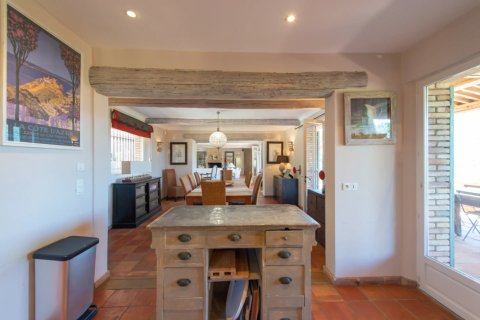 6 dormitorios Villa en Le Plan-de-la-Tour, France No. 68215 5