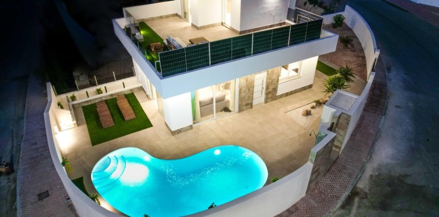 3 chambres Villa à Ciudad Quesada, Spain No. 111491