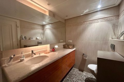 Квартира с 3 спальнями в Tung Chung Pho, Вьетнам №84926 8