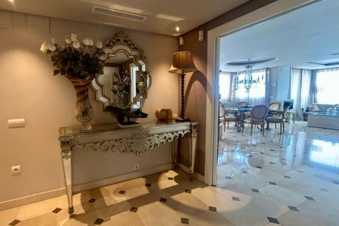 Квартира с 3 спальнями в Tung Chung Pho, Вьетнам №84926 17