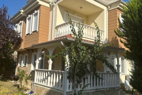5 rooms Apartment in Alanya, Turkey No. 21117