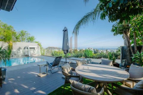 5 bedrooms Villa in Agios Athanasios, Cyprus No. 81736 14