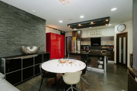 5 bedrooms Villa in Agios Athanasios, Cyprus No. 81736 5