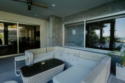 5 bedrooms Villa in Agios Athanasios, Cyprus No. 81736 12