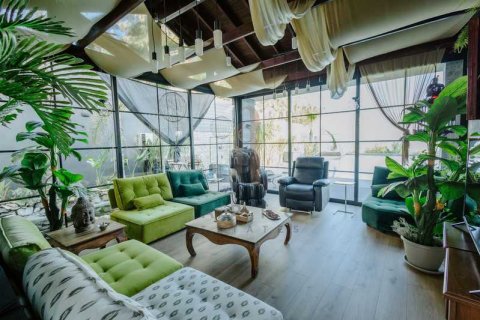 5 bedrooms Villa in Agios Athanasios, Cyprus No. 81736 7