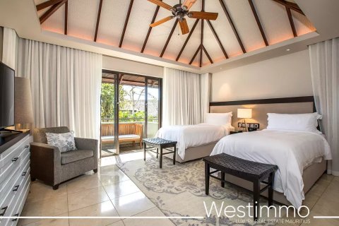 5 bedrooms Villa in Centre de Flacq, Mauritius No. 53444 18