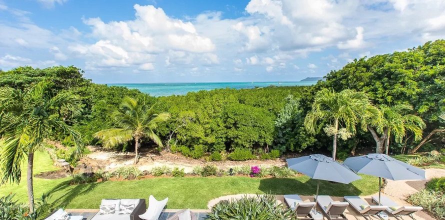 5 bedrooms Villa in Centre de Flacq, Mauritius No. 53444