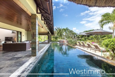 5 bedrooms Villa in Centre de Flacq, Mauritius No. 53444 7