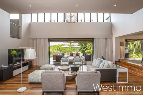 5 bedrooms Villa in Centre de Flacq, Mauritius No. 53444 9
