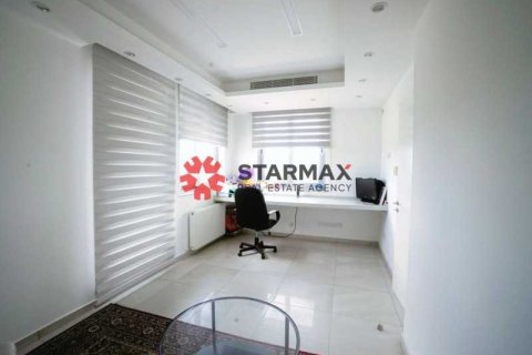 5 dormitorios House en Dromolaxia, Cyprus No. 82445 10