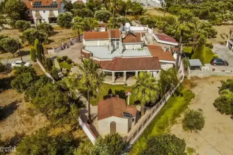 Вилла с 5 спальнями в Агиа Варвара, Кипр №75844 15