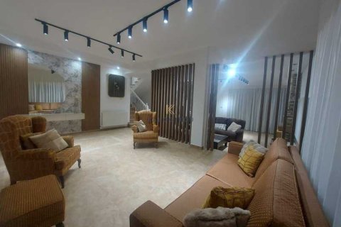 5 bedrooms House in Aradippou, Cyprus No. 75376 10