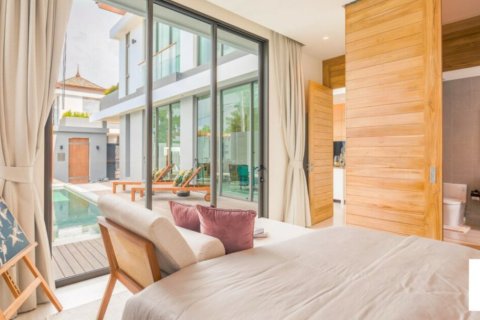 3 bedrooms Villa in Phuket, Thailand No. 96744 5