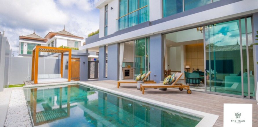 3 bedrooms Villa on the Phuket, Thailand No. 96744