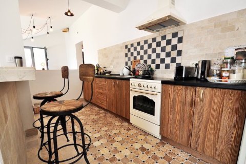 2 dormitorios Apartment en Kotor, Montenegro No. 104765 10