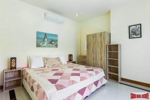 2 bedrooms Villa in Rawai, Thailand No. 96036 2