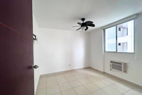 3 bedrooms Apartment in Panama City, Panama No. 109748 13