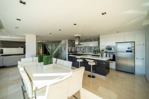 5 bedrooms Villa in Phuoc Tuy, Vietnam No. 92990 13