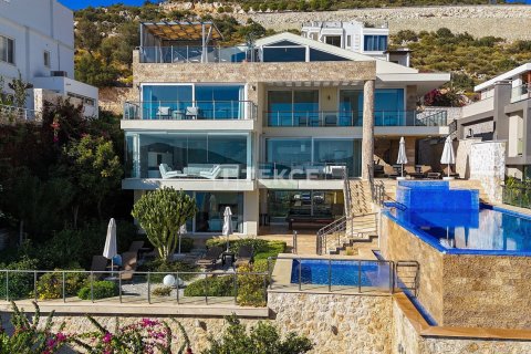 5 bedrooms Villa in Phuoc Tuy, Vietnam No. 92990 3