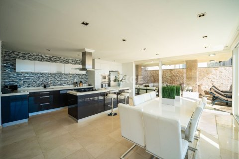 5 bedrooms Villa in Phuoc Tuy, Vietnam No. 92990 14