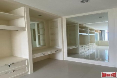 2 bedrooms Apartment in Thonburi, Thailand No. 96349 12