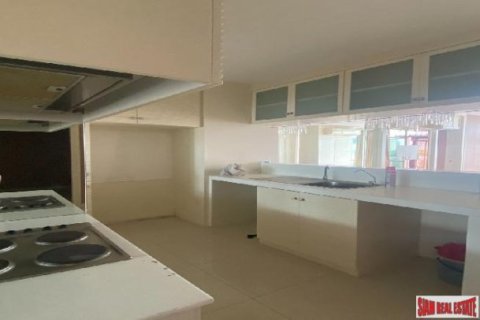 2 bedrooms Apartment in Thonburi, Thailand No. 96349 18