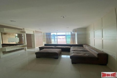 2 bedrooms Apartment in Thonburi, Thailand No. 96349 3