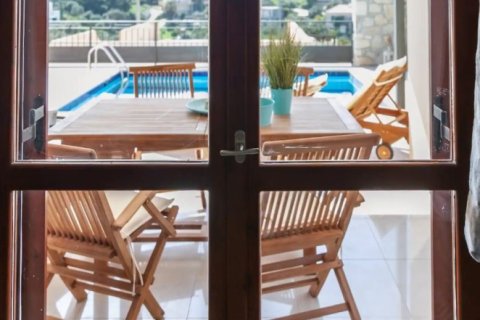 2 bedrooms Villa in Crete, Greece No. 78819 4