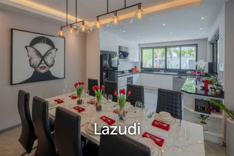 4 bedrooms House in Chiang Mai, Thailand No. 98050 6