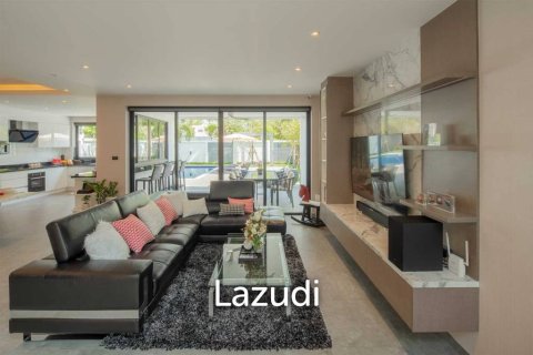 4 bedrooms House in Chiang Mai, Thailand No. 98050 5