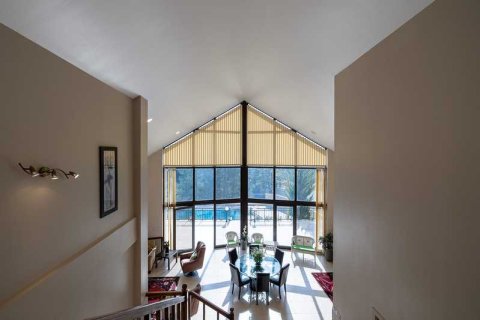 3 bedrooms House in Pano Platres, Cyprus No. 31787 12