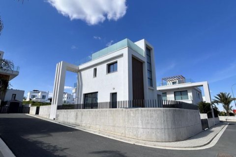 4 bedrooms Villa in Protaras, Cyprus No. 104517 1