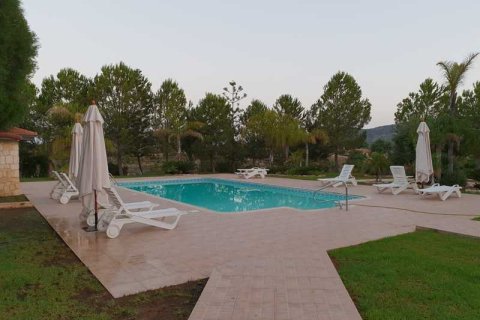 5 bedrooms House in Paramytha, Cyprus No. 40016 11