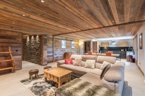 5 bedrooms Apartment in Les Allues, France No. 99648 6