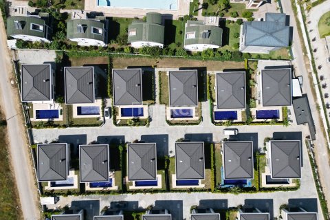 4 bedrooms Villa in Tan Xuan, Vietnam No. 89440 4