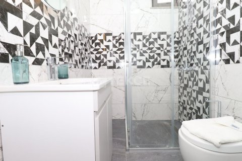 4 bedrooms Villa in Tan Xuan, Vietnam No. 89440 22