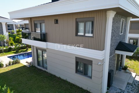 4 bedrooms Villa in Tan Xuan, Vietnam No. 89440 8