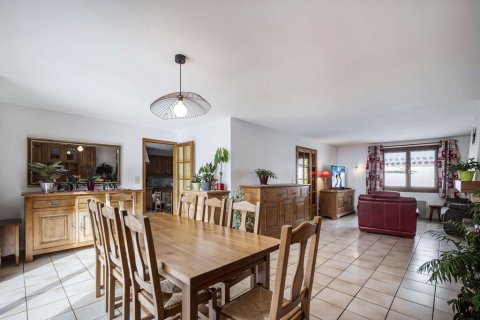 4 bedrooms House in Les Belleville, France No. 100052 4