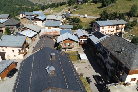 4 bedrooms House in Les Belleville, France No. 100052 12