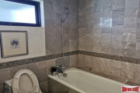 2 bedrooms Apartment in Bangkok, Thailand No. 96174 6