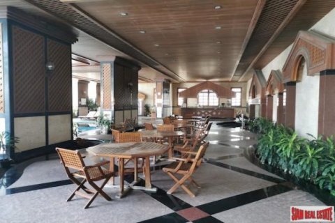 2 bedrooms Apartment in Bangkok, Thailand No. 96174 18