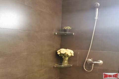 2 bedrooms Apartment in Bangkok, Thailand No. 96174 9